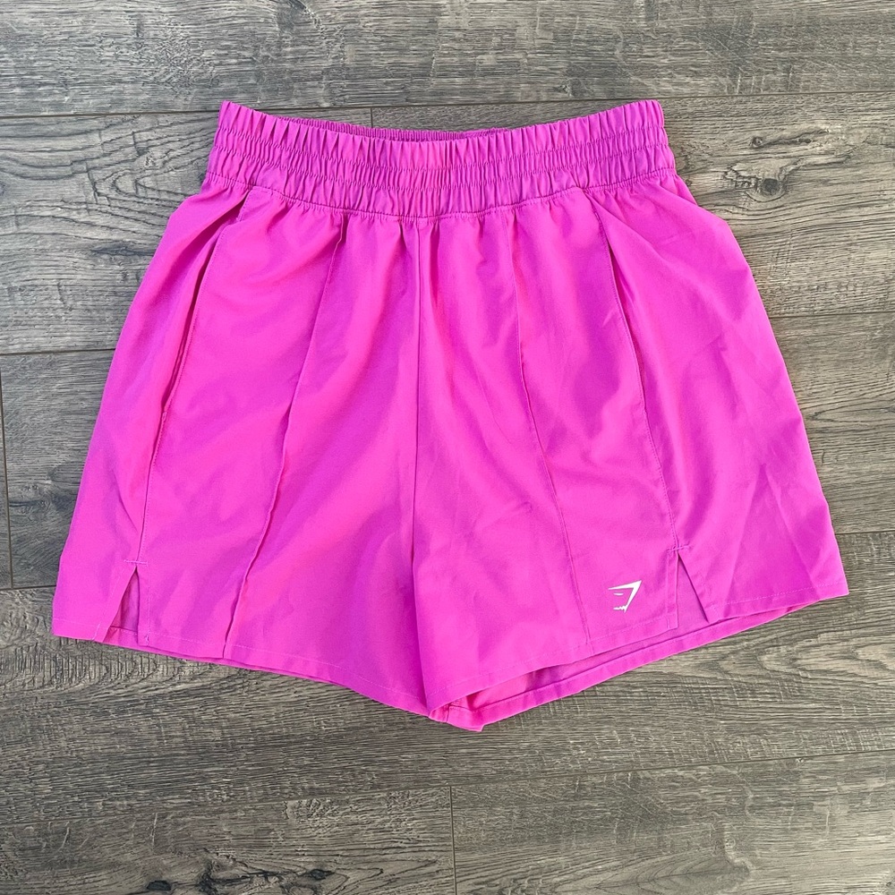 GYMSHARK Pintuck Shorts Vibrant Pink